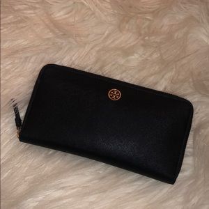 Tory Burch Continental Wallet